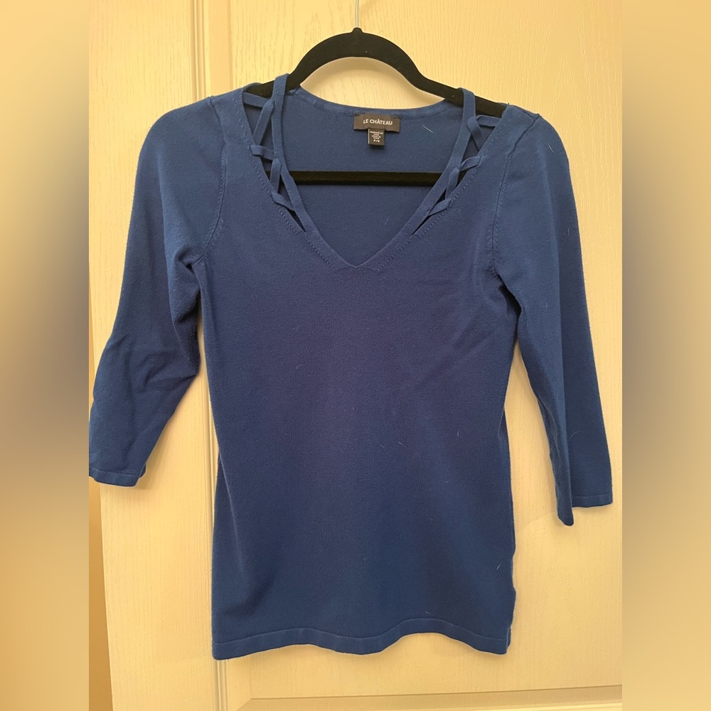 Le Chateau Sweater
